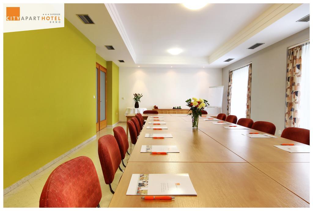 City Apart Hotel Брно Екстер'єр фото