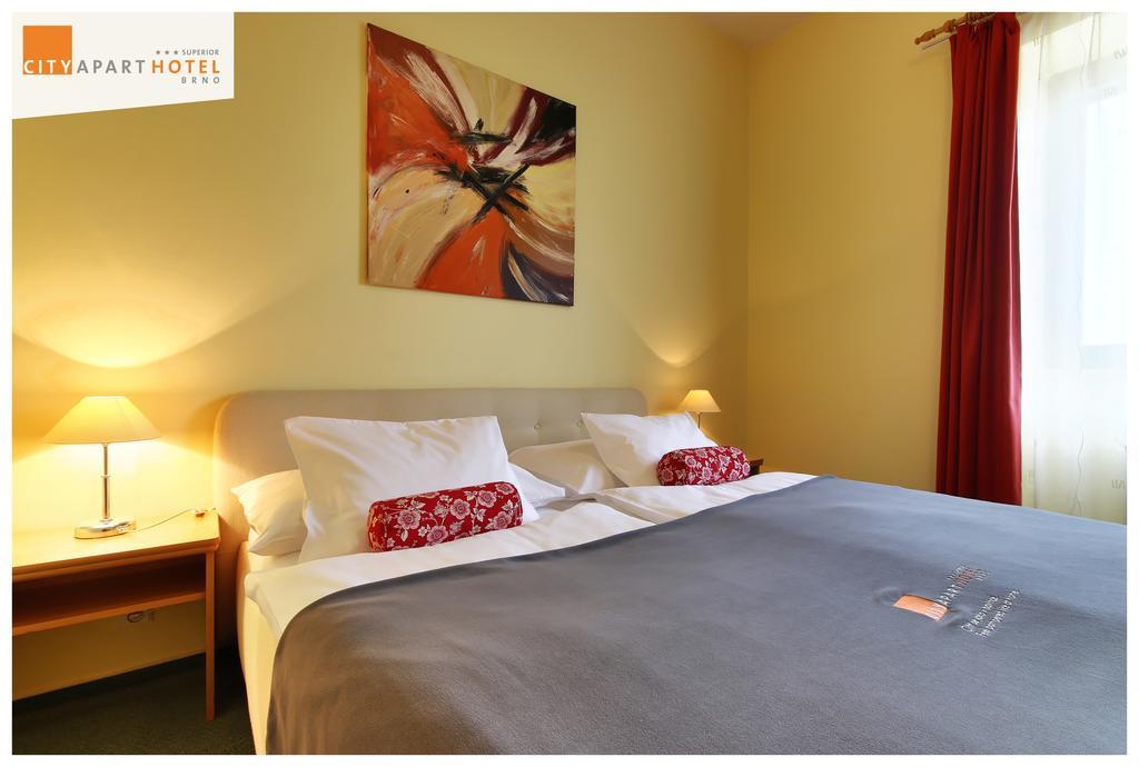 City Apart Hotel Брно Екстер'єр фото