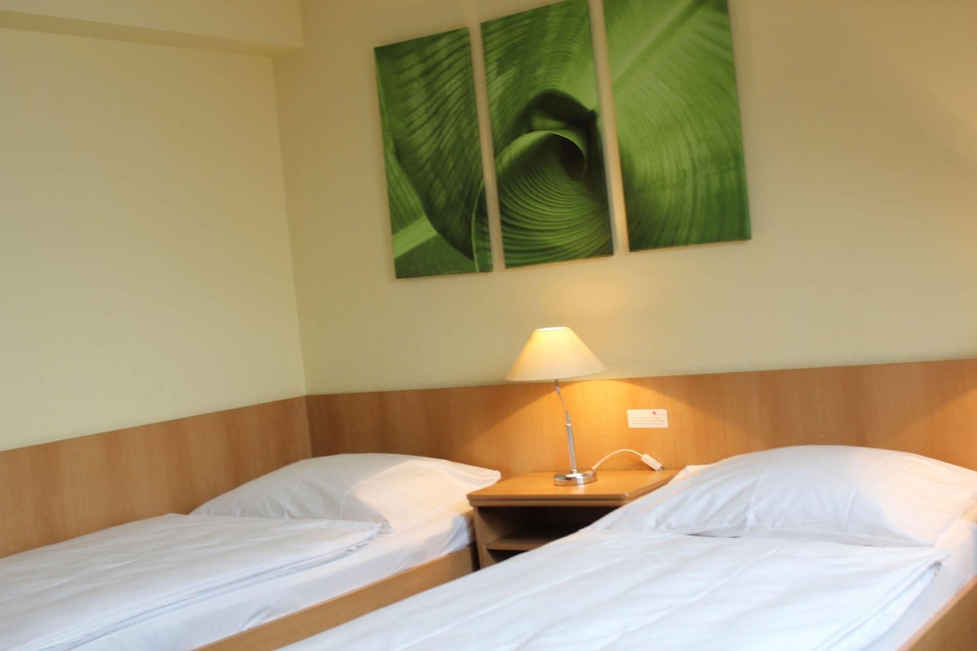City Apart Hotel Брно Екстер'єр фото